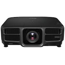 Projectors and Screen - Indispensable equipment for any conferences
